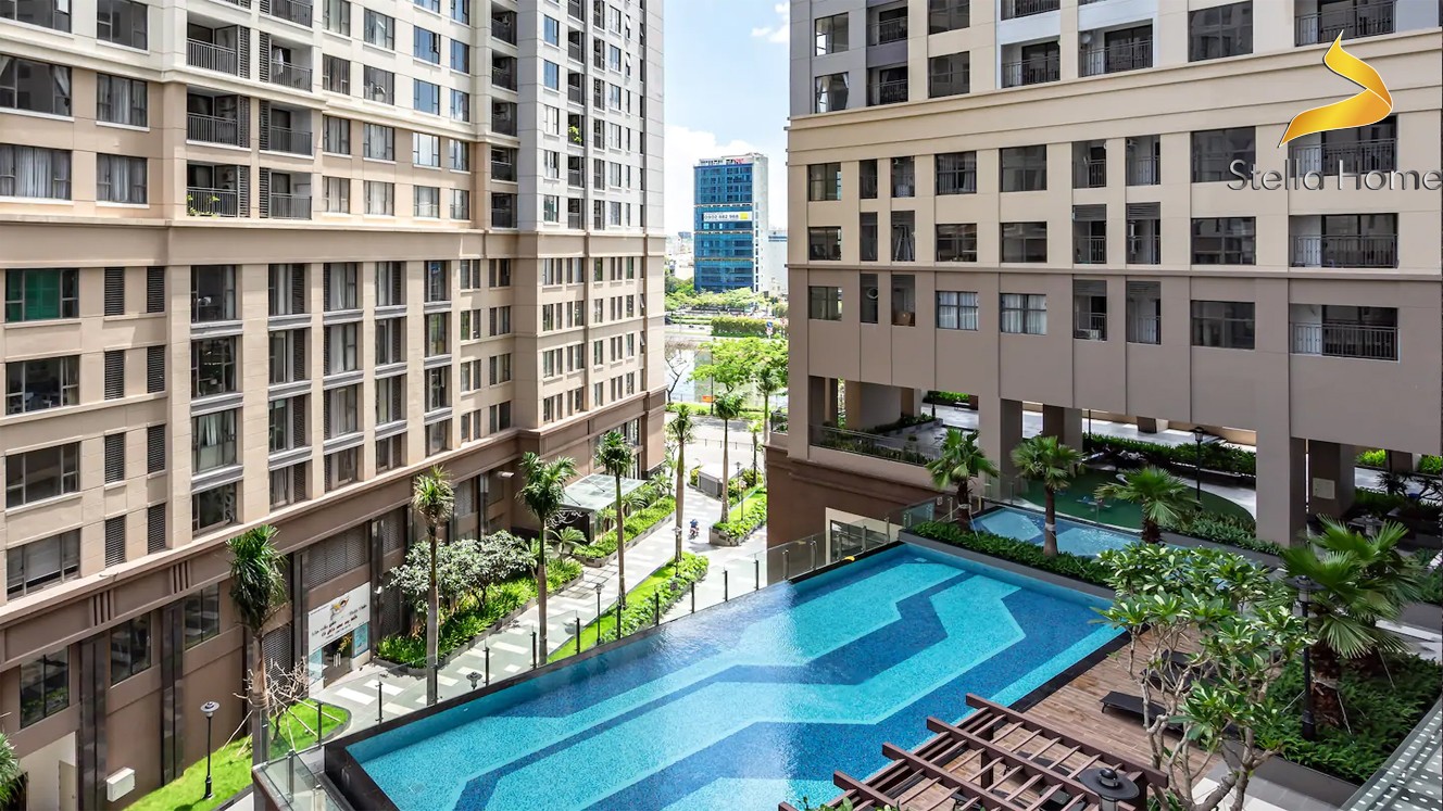 Officetel for lease at Saigon Royal in District 4, no furniture