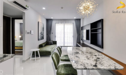 Luxurious apartment for rent at Saigon Royal, 2 rooms on high floor Luxurious apartment for rent at Saigon Royal, 2 rooms on high floor